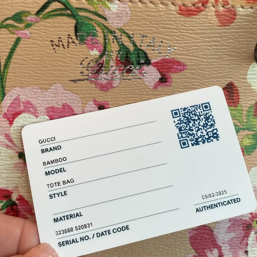 Gucci • Blooms Print Bamboo Shopper Tote in Pink Apricot *AUTHENTICATED* - Picture 16 of 17